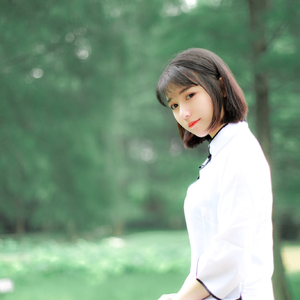 国产原创中文AV
